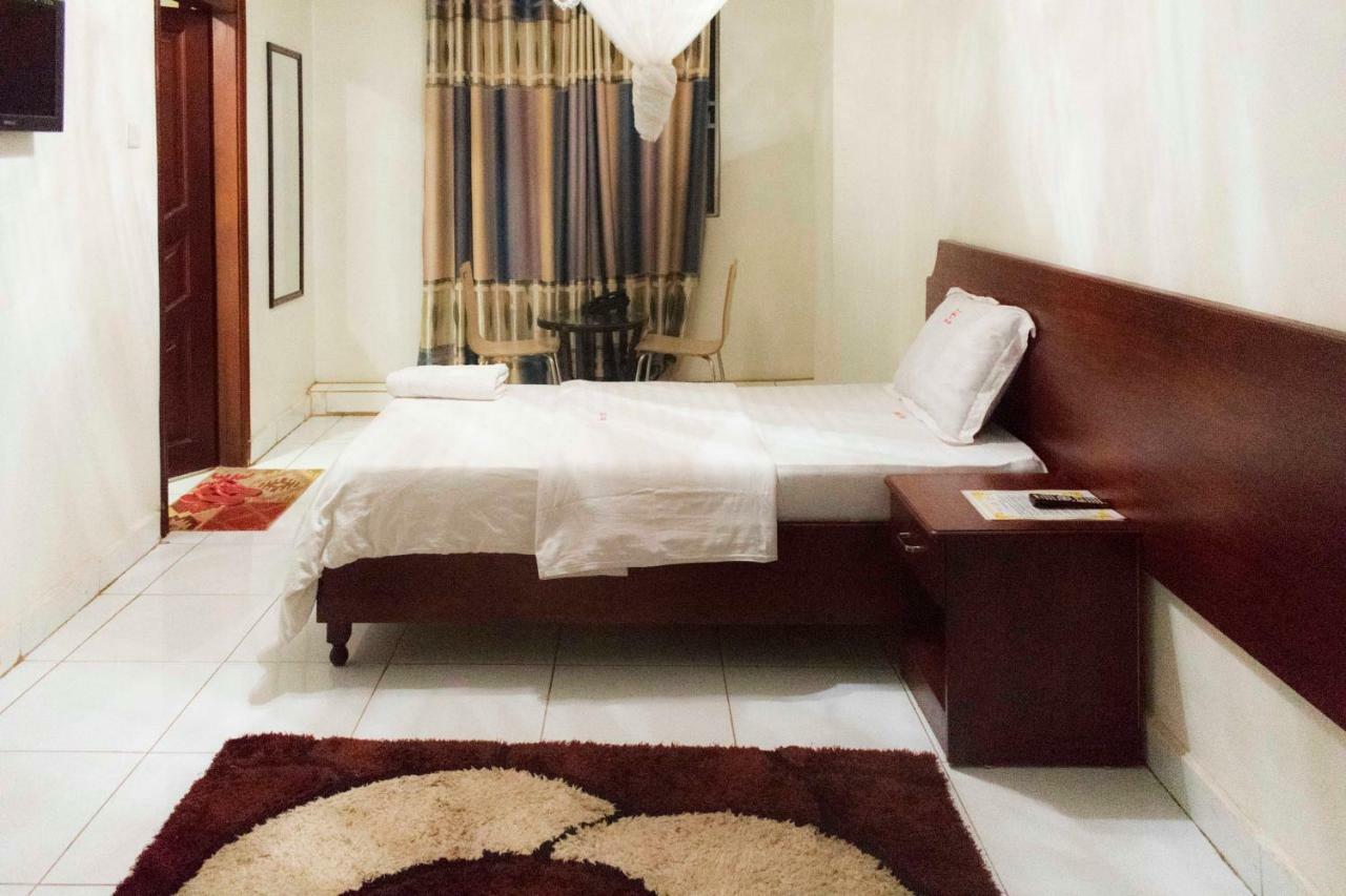 Sunrise Hotel Kampala Exterior photo
